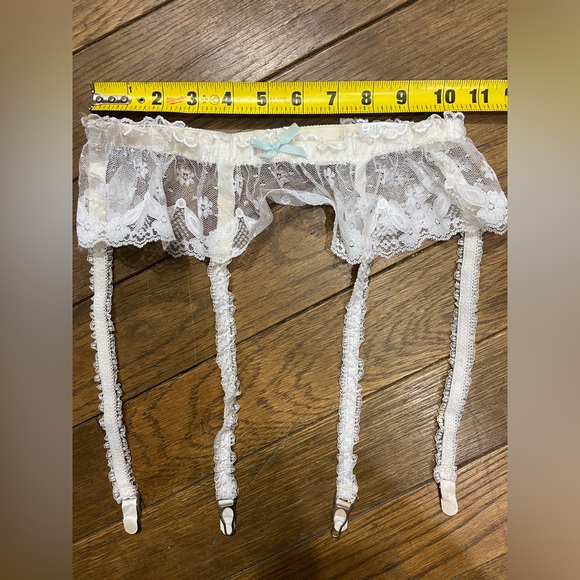 Vintage Union Made Garter Belt Lingerie Pinup OS White Floral Lace Delicate Sexy - Picture 10 of 10